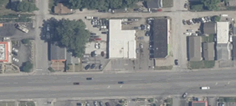 Auto Repair Showroom Bay