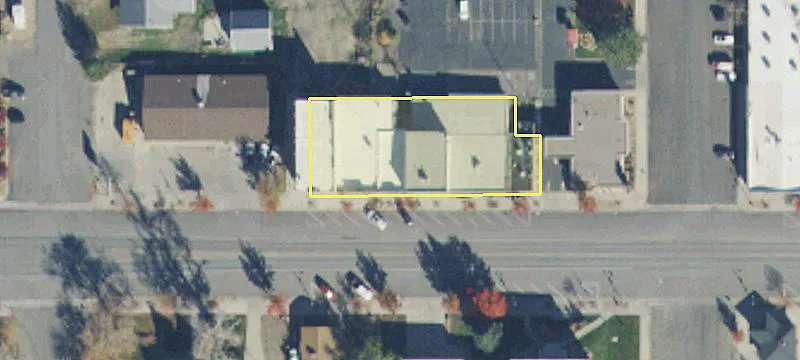 Updated Office Building with Photography Tenant