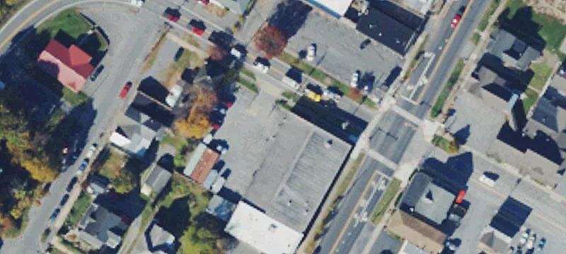 Multi-Tenant Corner Commercial Building