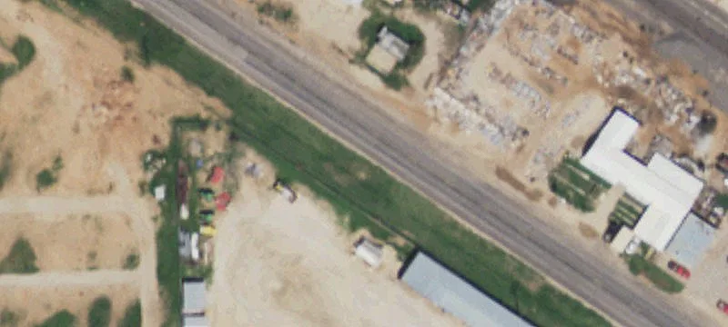 Flex Industrial Building with Enclosed Yard
