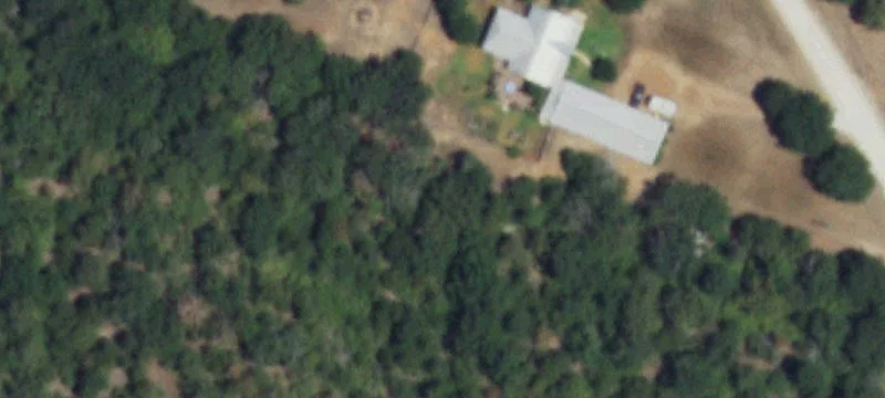 Residential Home with Workshop Acreage