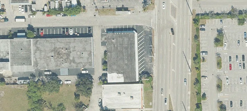 Industrial Warehouse-Showroom with Drive-In Doors