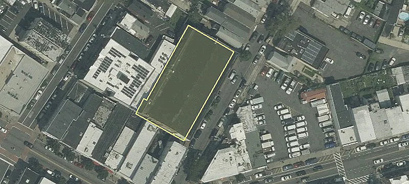 Six-Unit Commercial Office Building