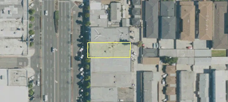 Two-Unit Retail Building Opportunity