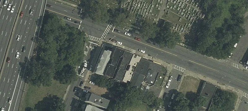 Mixed-Use Retail and Apartment Building
