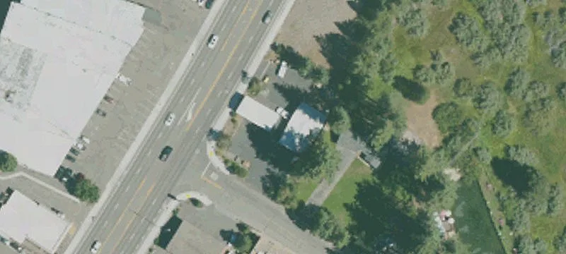 Automotive Service and Retail Building