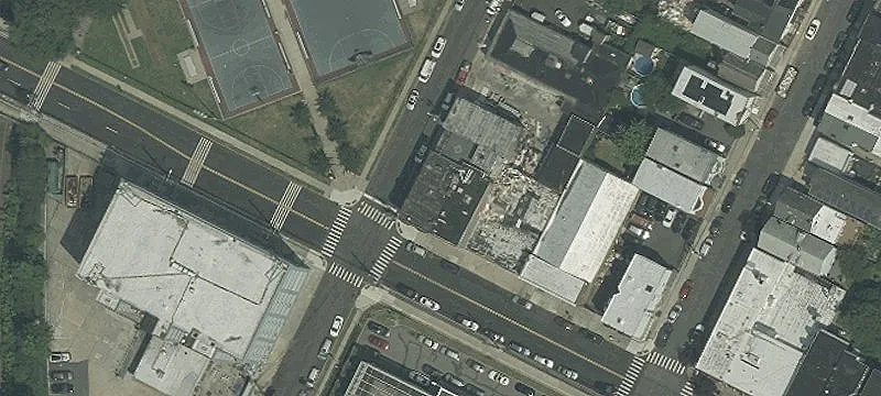 Mixed-Use Six-Unit Building