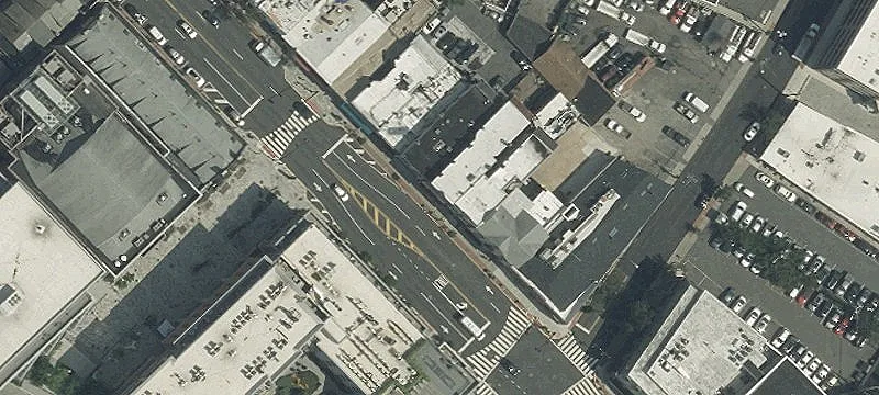Mixed-Use Five-Unit with Restaurant