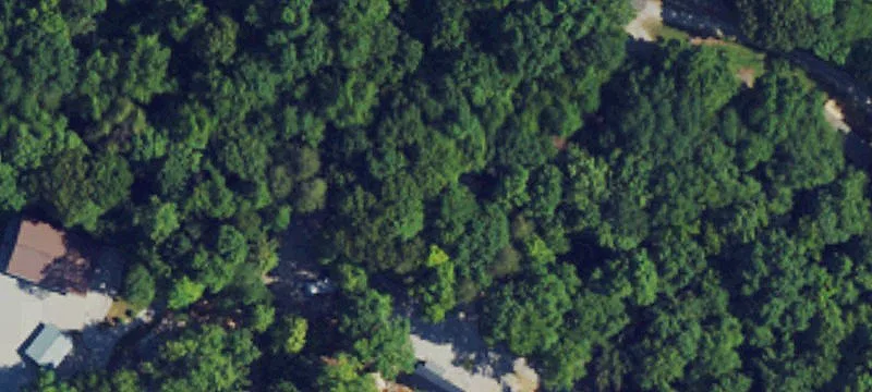 Lake-Adjacent Land Lot