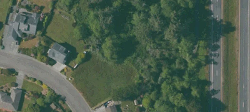 Southern-Exposure Creekside Home Lot