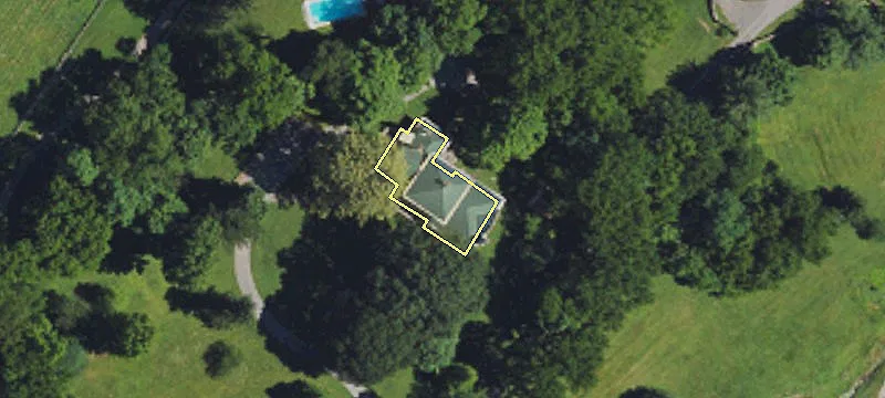 Historic Equestrian Farm with Main House