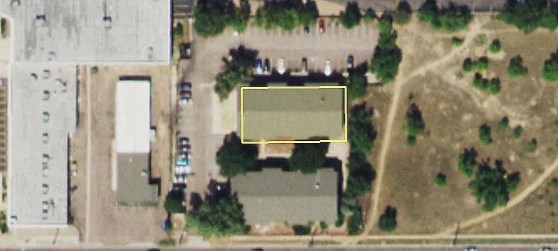 Freestanding Auto Service Building