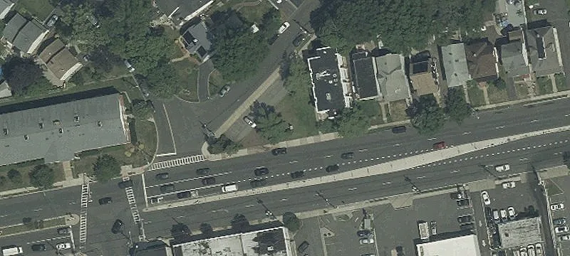 Mixed-Use Office and Residential Building
