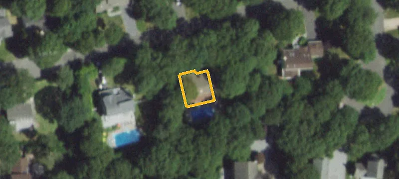 Flag Lot Rear Buildable Parcel