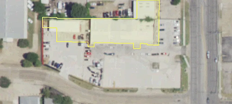 Automotive Repair Facility with Bays