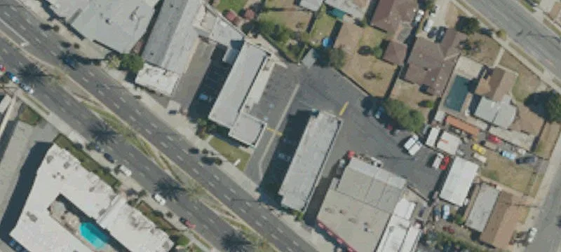 Retail Storefront in High-Traffic Area