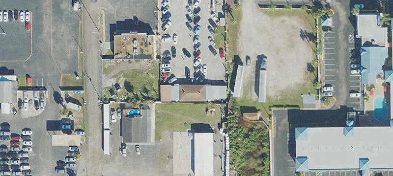 Vehicle Display Lot with Office
