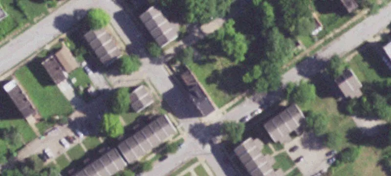 Mixed-Use Building with Extra Lots