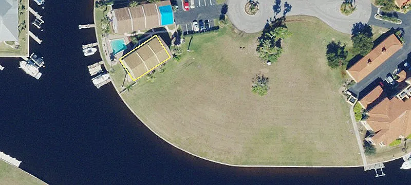 Gulf-Accessible Waterfront Development Land