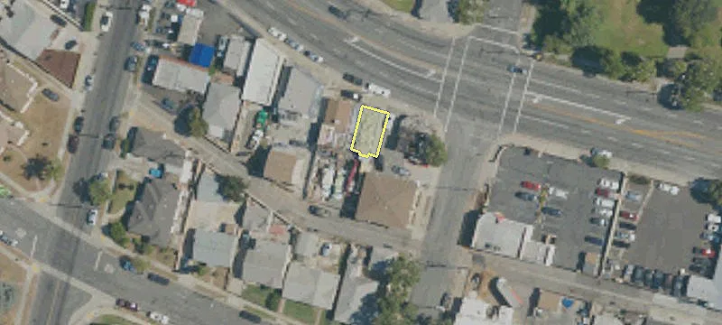 Industrial Buildings with Secured Yards