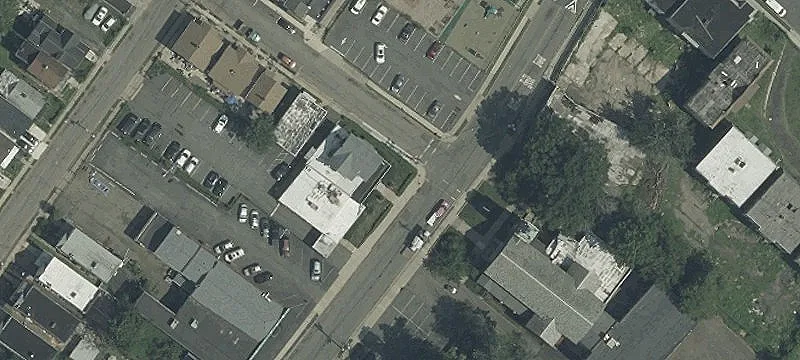 Flexible Flex Space with Parking