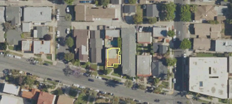 Spanish-Style Triplex with Courtyard