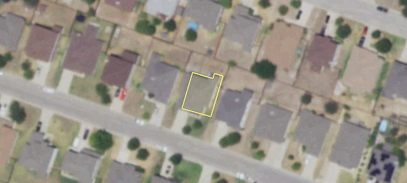 Corner Retail/Office Suite with Parking
