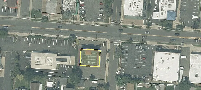 High-Visibility Owner-User Retail Building