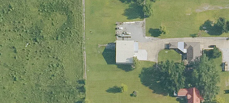 Live-Work Warehouse with Yard