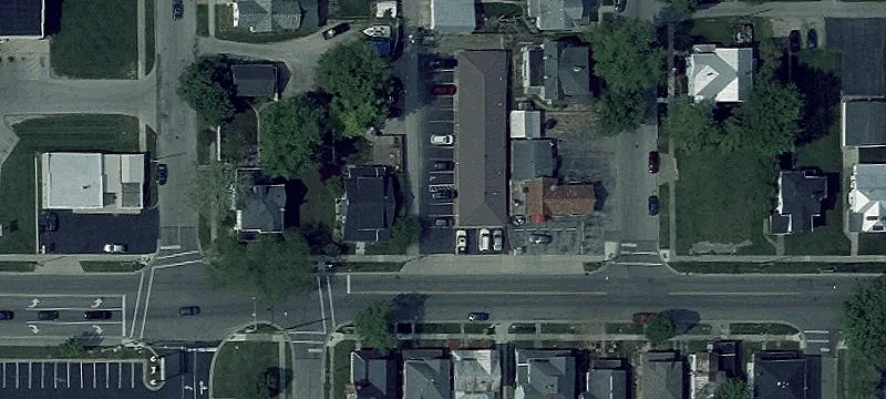 Turn-Key 4-Unit Commercial Building
