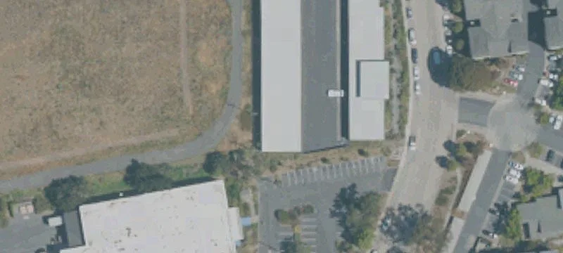 Single-Bay Warehouse with Roll-Up Door