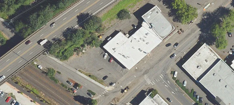 Multi-Tenant Retail & Office Building
