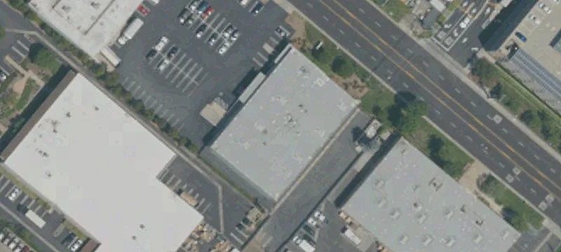 Tilt-Up Industrial Building with GL Doors