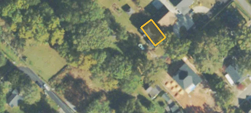 Low-Restriction Residential Building Lot