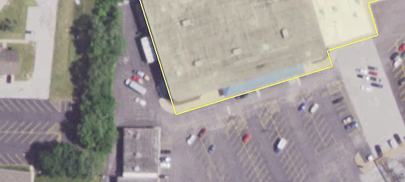 Commercial Development Outlot at Signalized Intersection