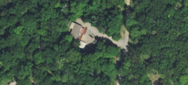 Lake-Adjacent Residential Land