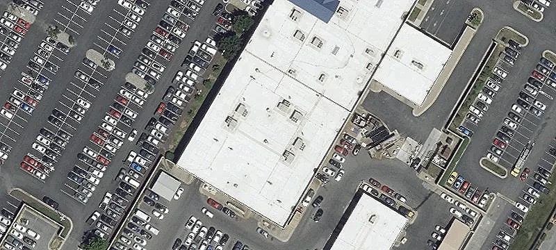 NNN Retail Lease with Corporate Guarantee