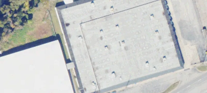 Warehouse with Multiple Loading Docks