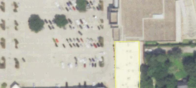 Multi-Space Retail Center Opportunity