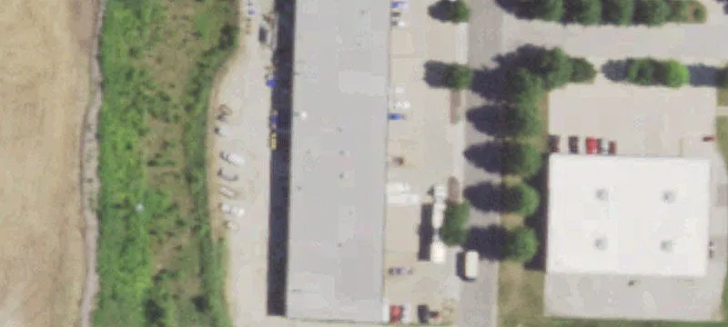 Warehouse End Cap with Air Conditioning