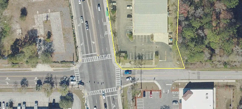 Former Family Dollar Storefront