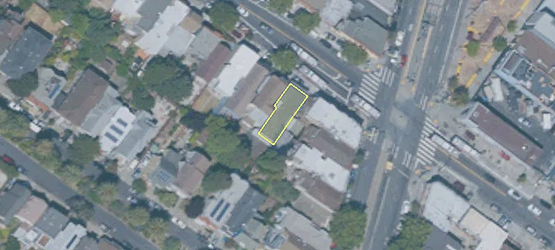 Retail Duplex with Two Storefronts