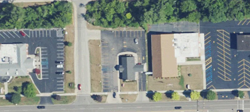 Freestanding Drive-Through Commercial Building