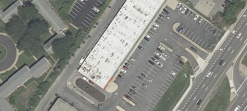 Endcap and Inline Retail Space