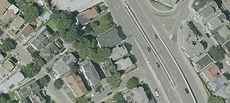 Four-Unit Multifamily Townhouse-Style Access