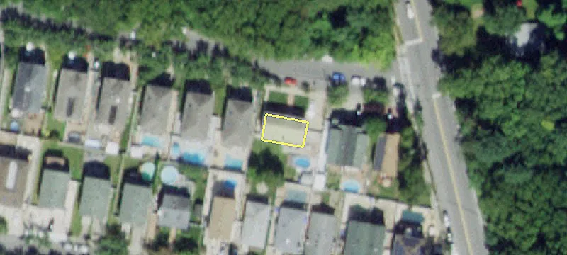Semi-Attached Two-Family Residence