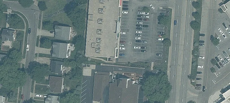 Retail Space in Shopping Center
