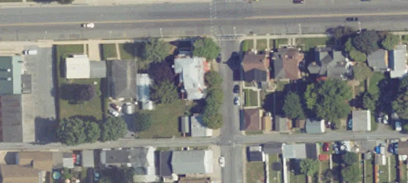Six-Unit Brick Apartment Building