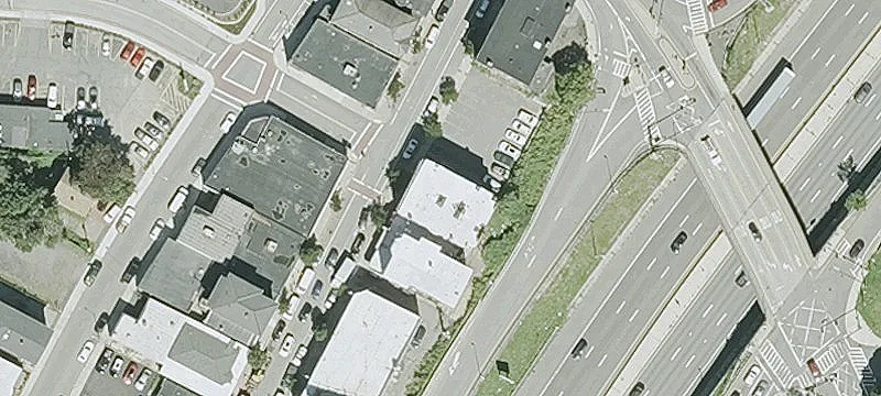 Mixed-Use Retail and Apartment Building