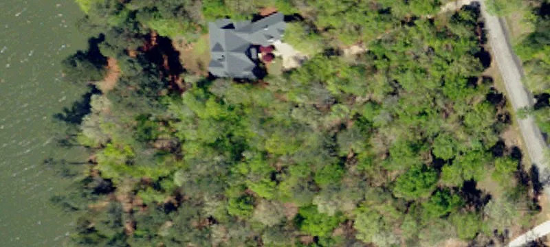 Lakefront Residential Homesite